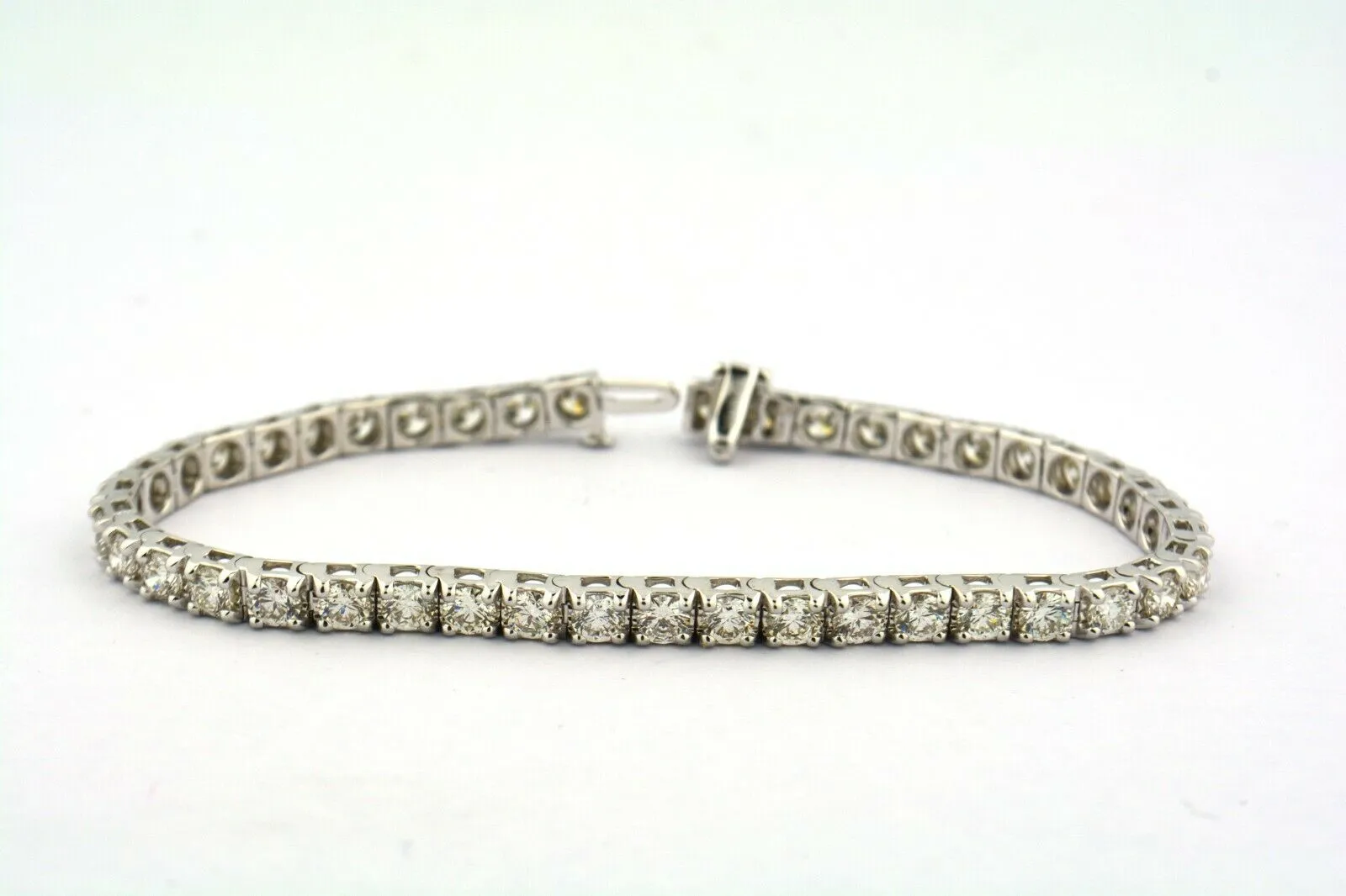 14KW 7CTTW 43 Round Diamond Tennis Bracelet VS1-SI1 G-H 4MM Wide Designer: UNeek