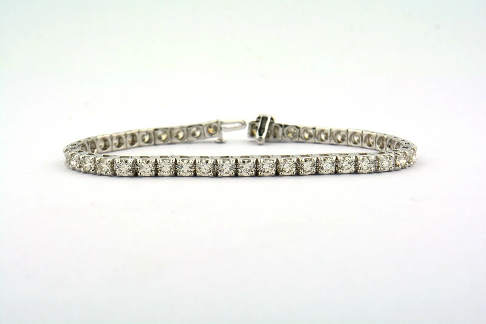 14KW 7CTTW 43 Round Diamond Tennis Bracelet VS1-SI1 G-H 4MM Wide Designer: UNeek