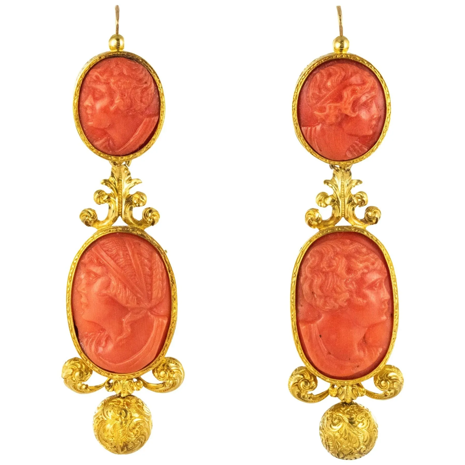 1830s Coral Cameo 18 Karat Yellow Gold Dangle Earrings