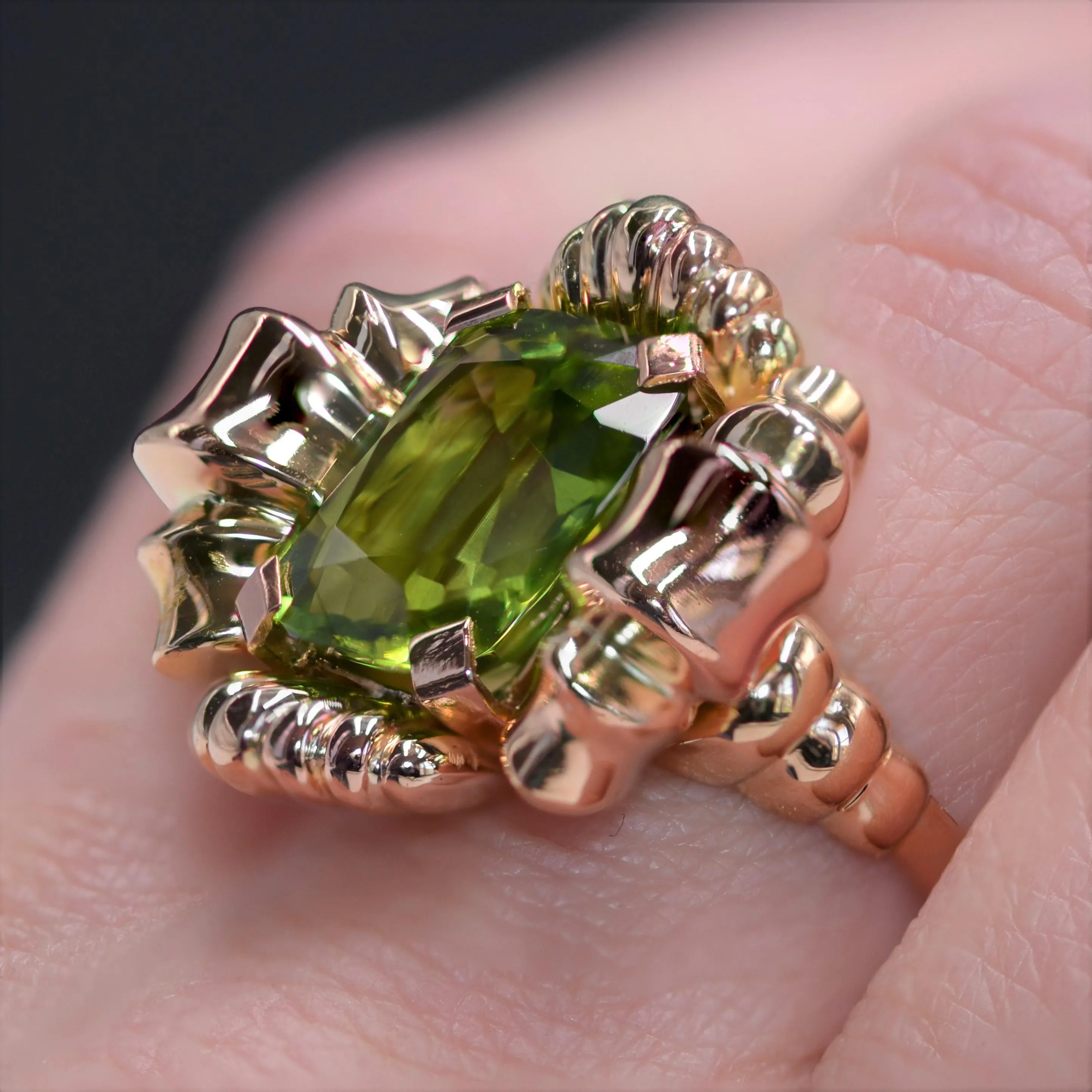 1960s 7.76 Carat Peridot 18 Karat Rose Gold Flower Ring