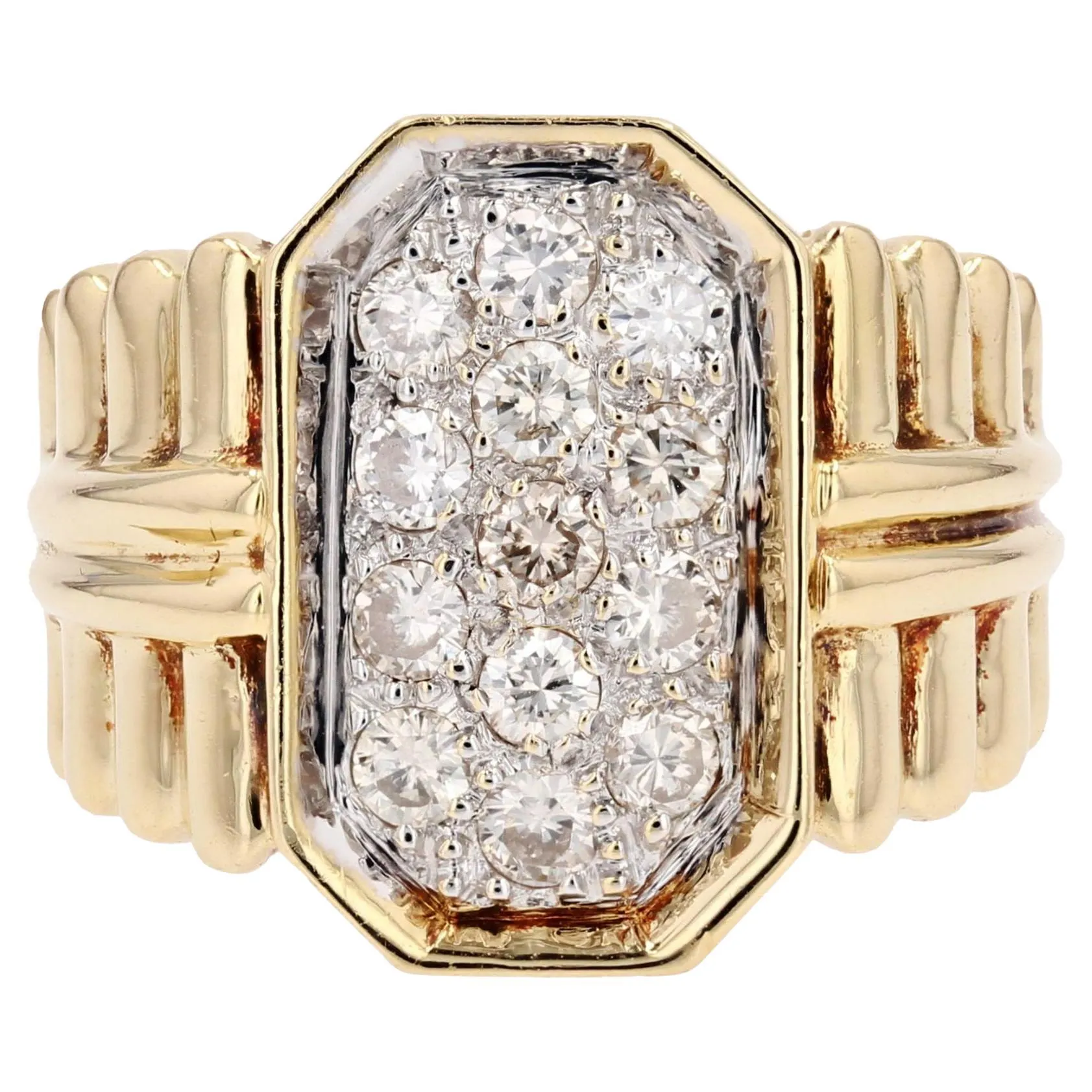 1980s Diamonds 18 Karat Yellow Gold Gadrooned Retro Ring