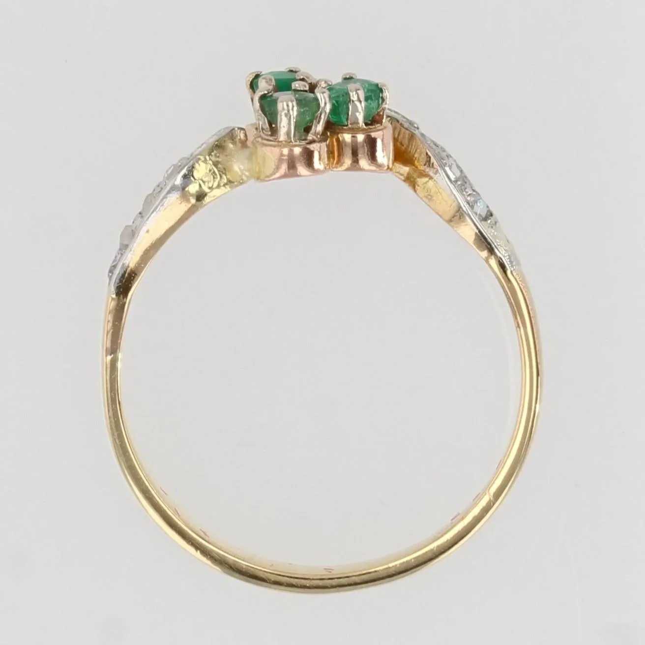 19th Century Emerald Diamonds 18 Karat Yellow Gold Clover Shape Ring