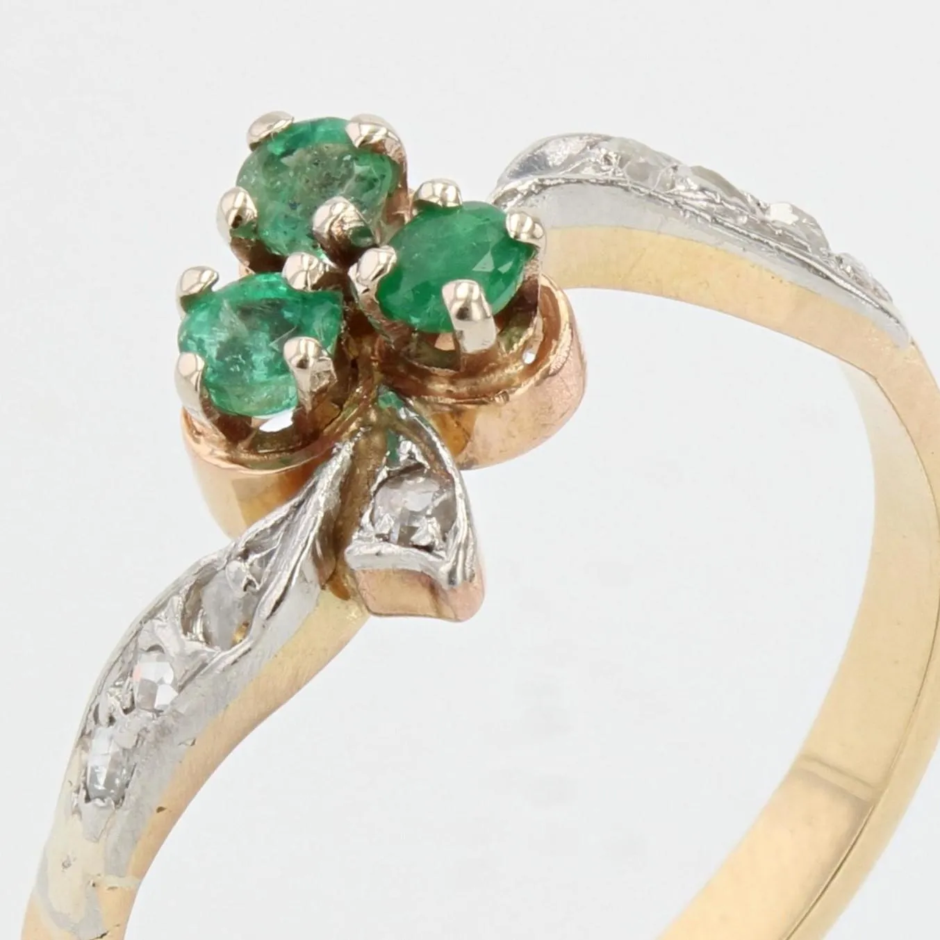 19th Century Emerald Diamonds 18 Karat Yellow Gold Clover Shape Ring