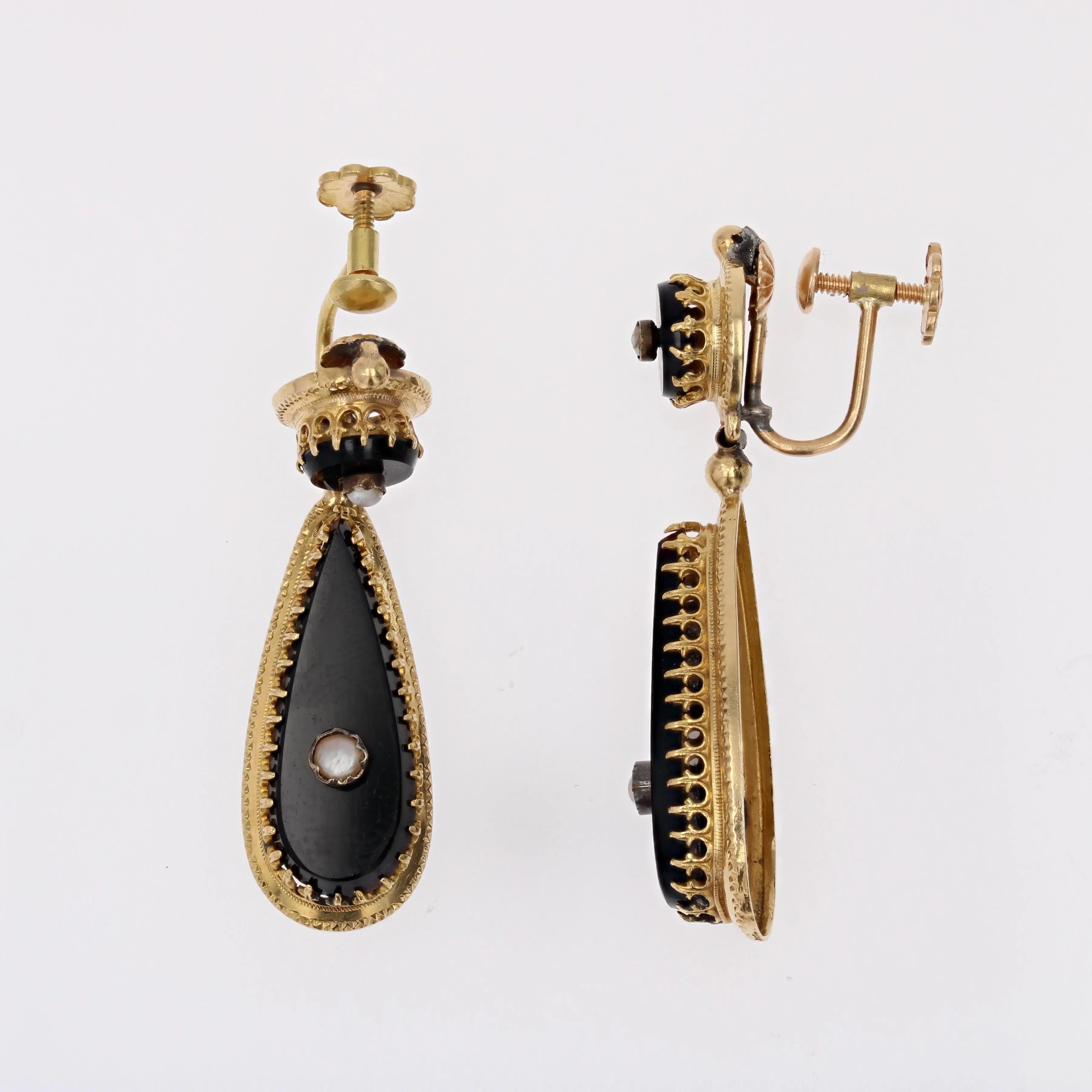 19th Century Fine Pearls Onyx 18 Karat Yellow Gold Dangle Earrings