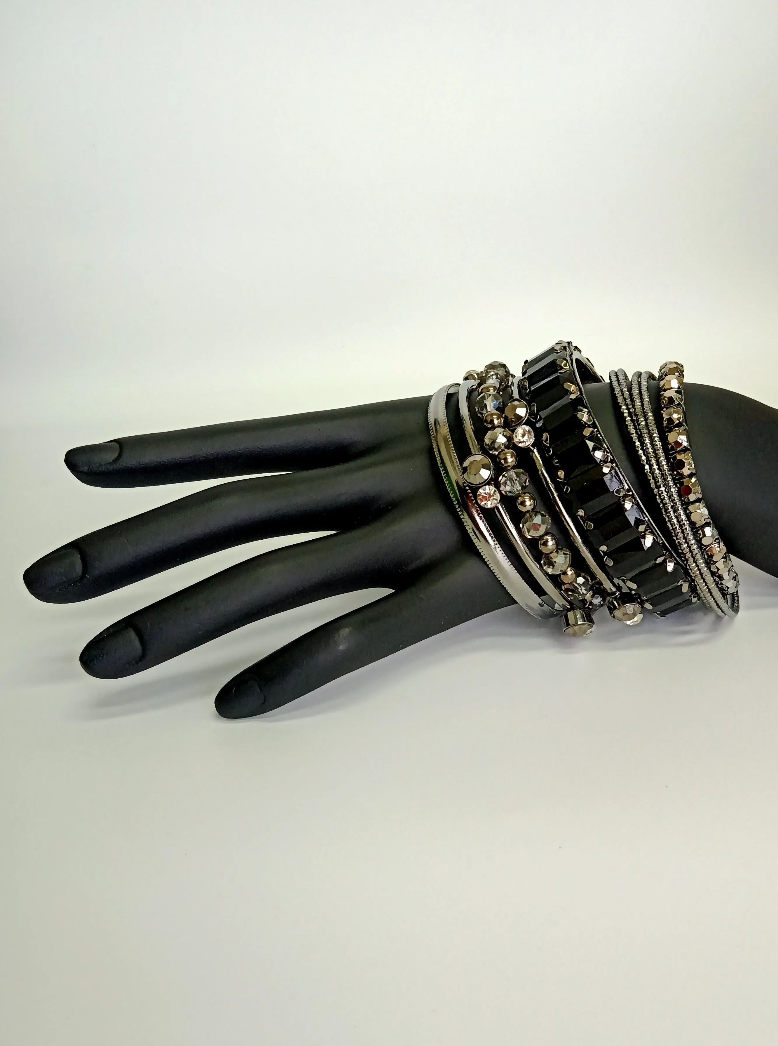 Carbonado Night Bracelet Set