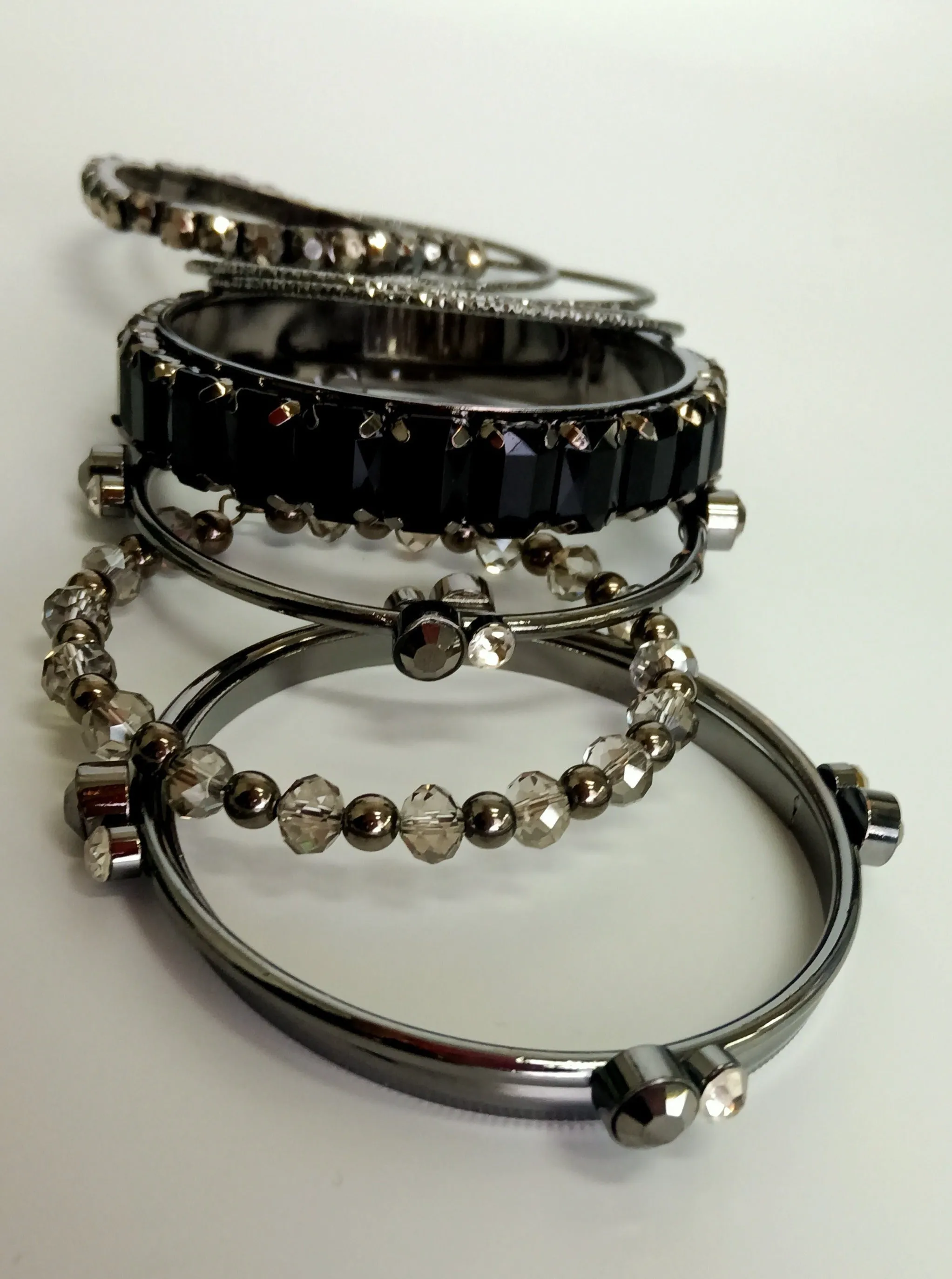 Carbonado Night Bracelet Set