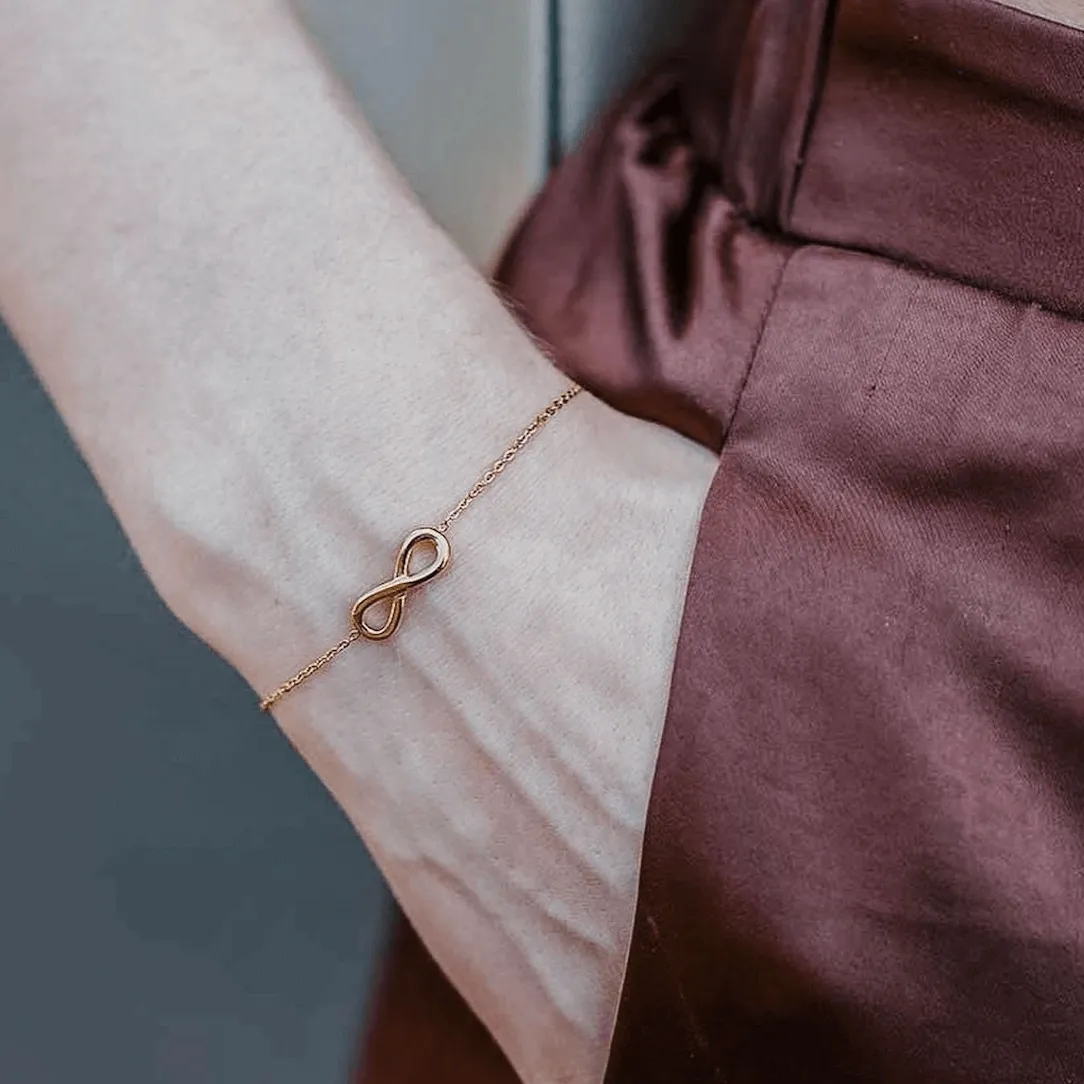 Keira Infinity Bracelet In Gold-Tone