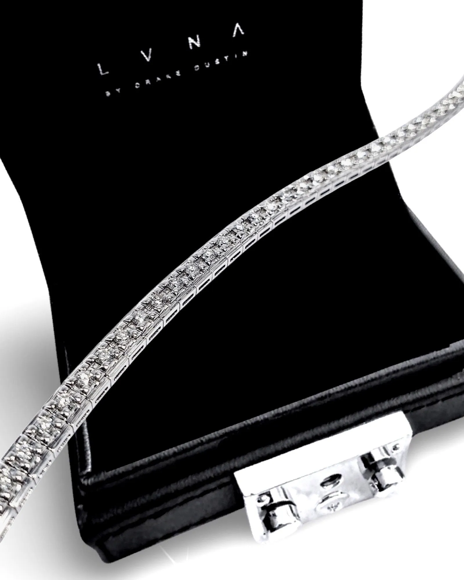 #LVNA2024 | 2.5cts GH VVS Round Brilliant Square Channel Eternity Tennis Bracelet 14kt