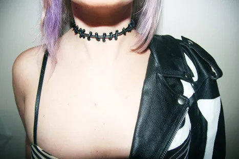 STITCHES CHOKER